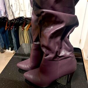 Size 8 purple boots.